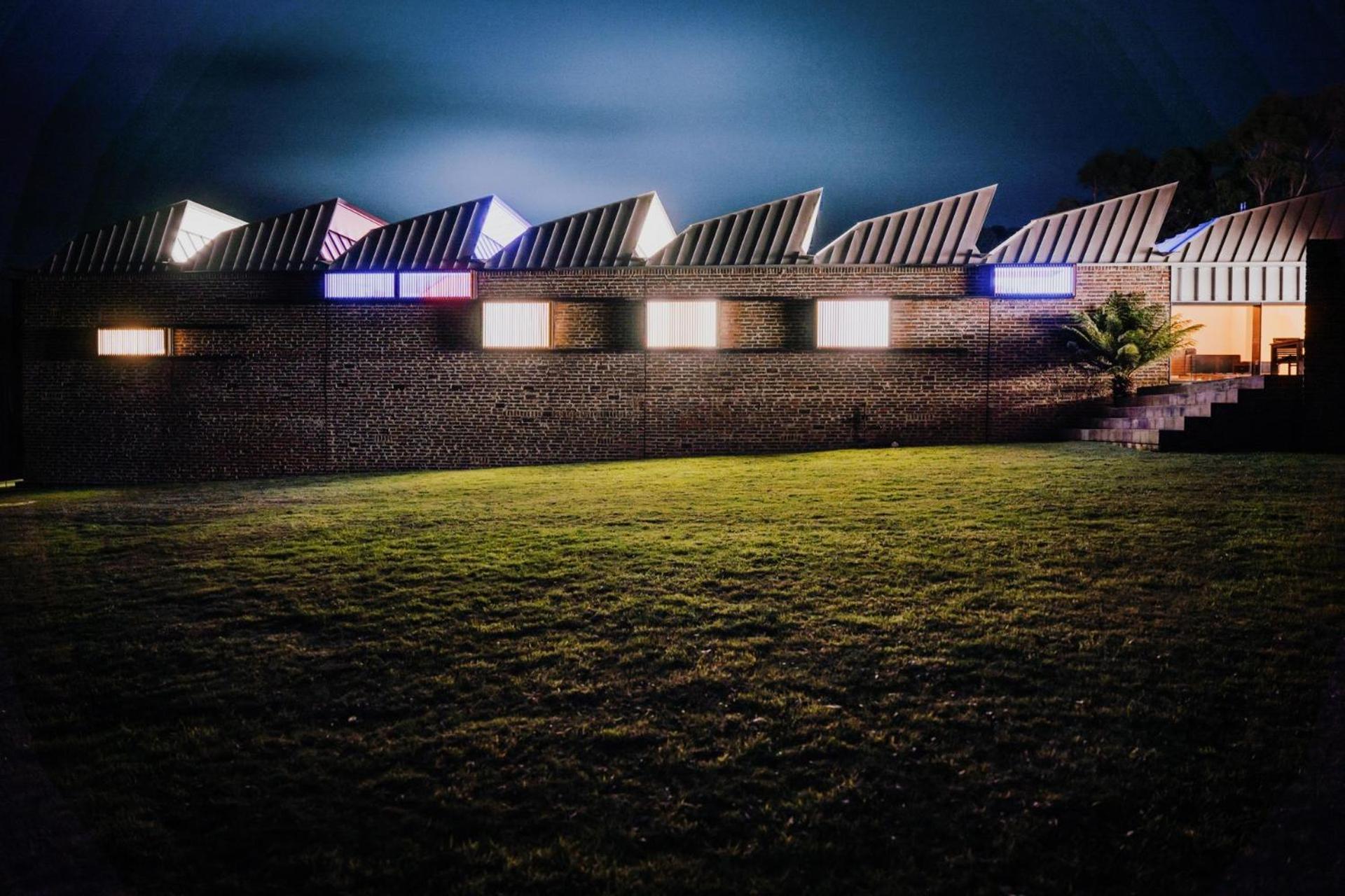 Alkina Lodge Nuru Wattle Hill エクステリア 写真